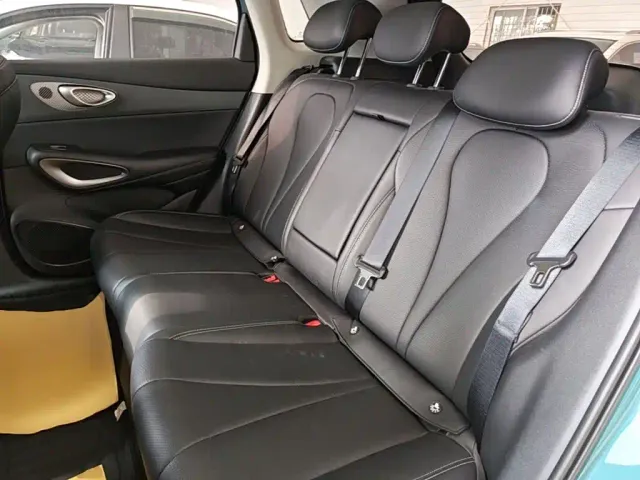 BYD Sealion 05 EV — Фото автомобиля 16