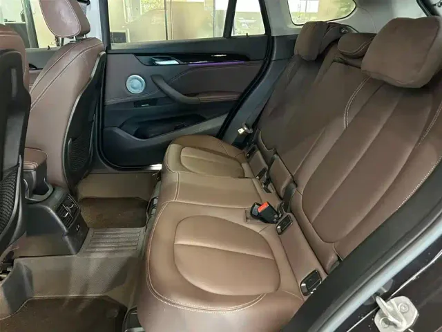 BMW X1 — Фото автомобиля 7