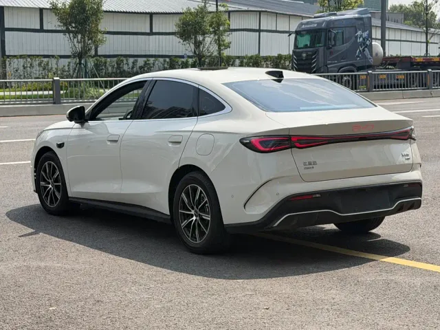 BYD Seal 06 — Фото автомобиля 7