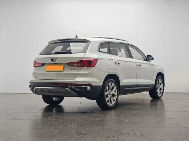 Jetta VS7 — Фото автомобиля 3