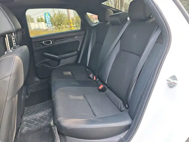Honda Civic — Фото автомобиля 16