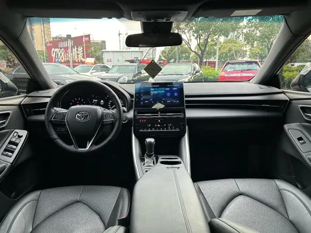 Toyota Avalon — Фото автомобиля 22