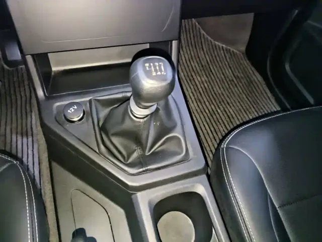 Wuling Hongguang Plus — Фото автомобиля 13