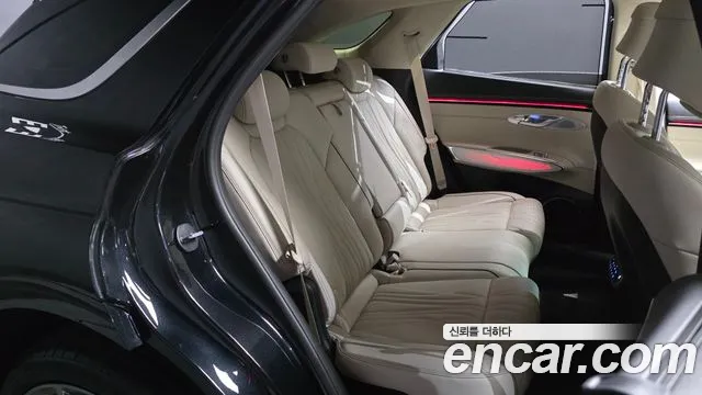Genesis GV70 — Фото автомобиля 17