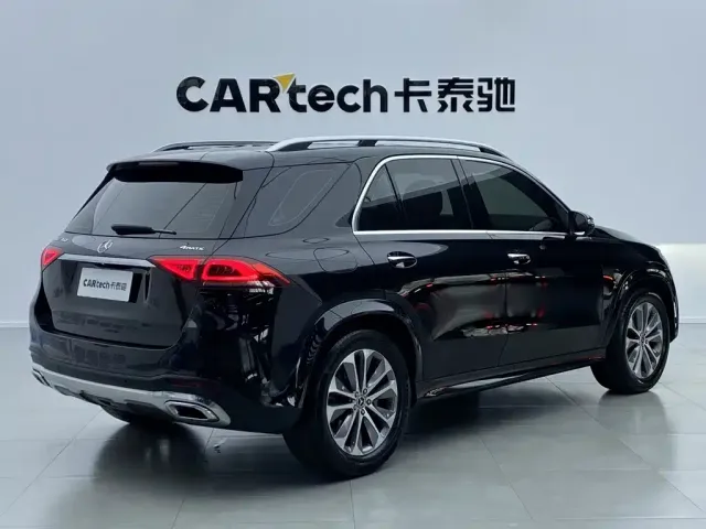 Mercedes-Benz GLE-Class — Фото автомобиля 12