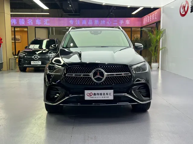 Mercedes-Benz GLE-Class — Фото автомобиля 3
