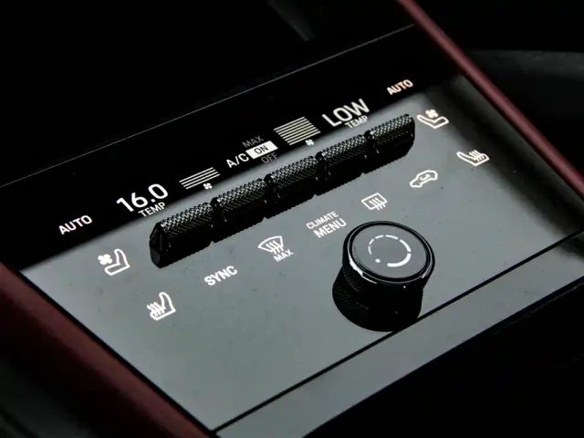 Porsche Cayenne — Фото автомобиля 22