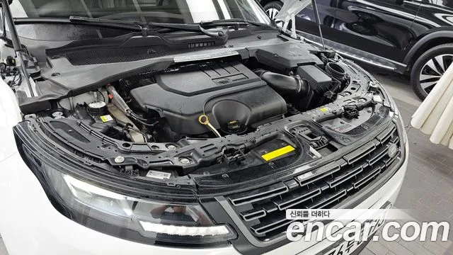 Land Rover Range Rover Evoque Range Rover Evoque 2 поколение — Фото автомобиля 6