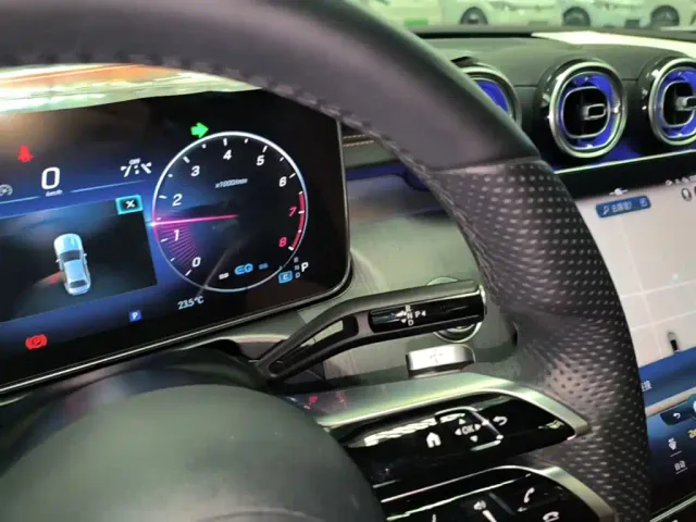 Mercedes-Benz C-Class — Фото автомобиля 13