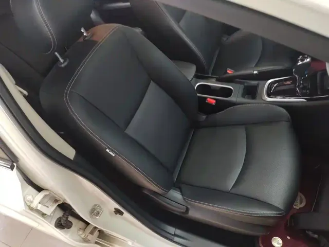 Nissan Tiida — Фото автомобиля 19