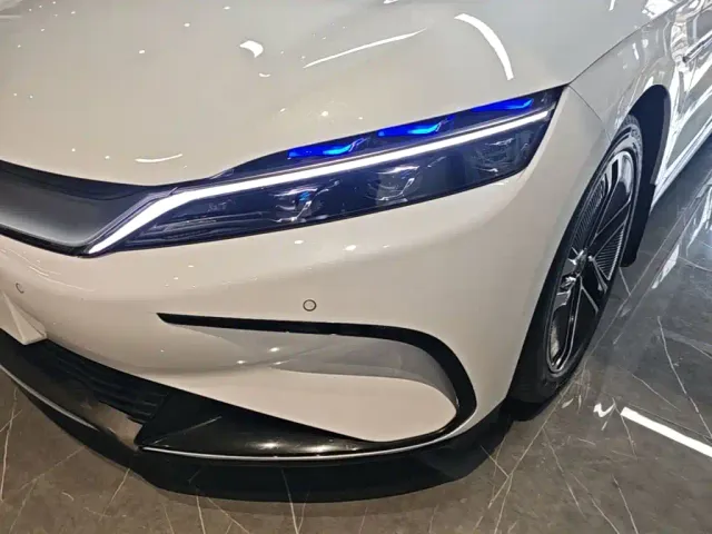 BYD Han — Фото автомобиля 23