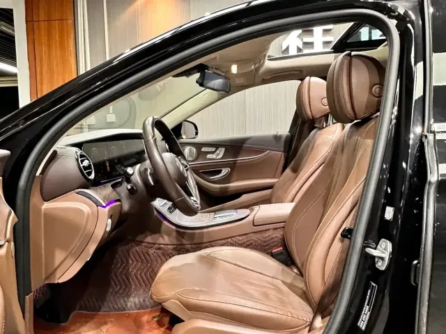 Mercedes-Benz E-Class — Фото автомобиля 9