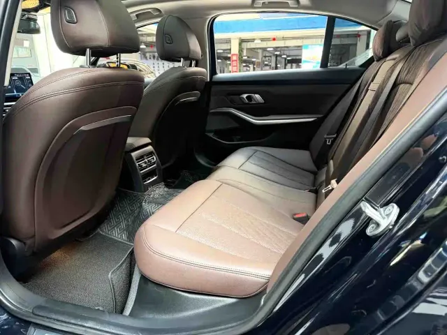 BMW 3 Series — Фото автомобиля 7