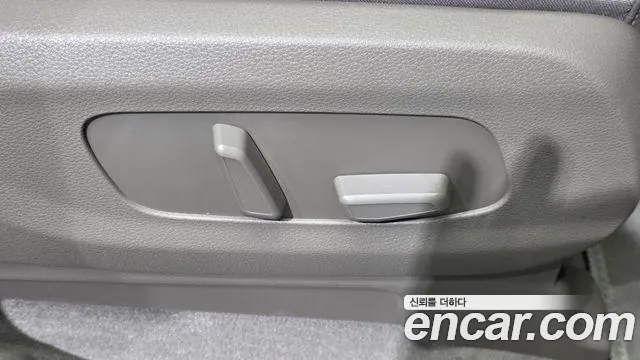 Kia Canival Carnival 4 поколение Дизель 9 мест Signature — Фото автомобиля 26