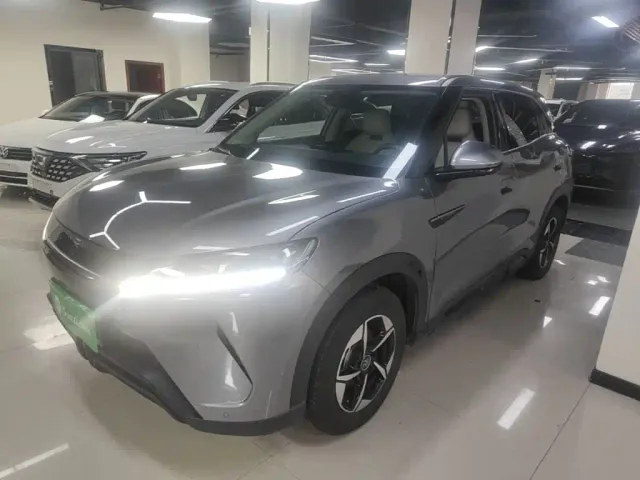 Фотография автомобиля — BYD Yuan UP