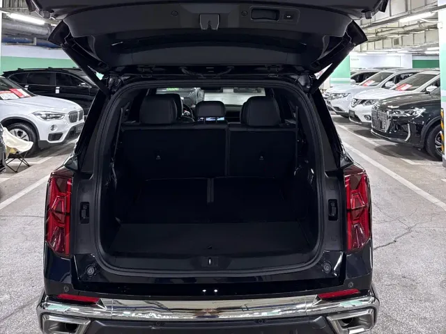 GAC Trumpchi GS8 — Фото автомобиля 18
