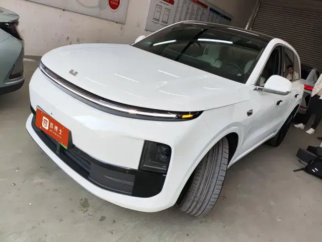 Фотография автомобиля — Li Auto L6