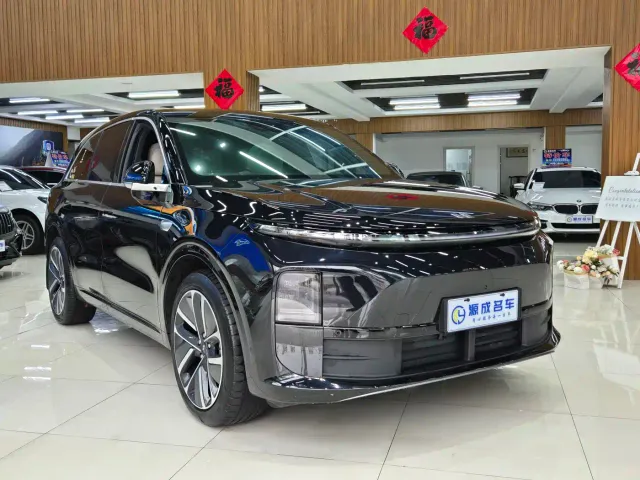 Li Auto L6 — Фото автомобиля 3