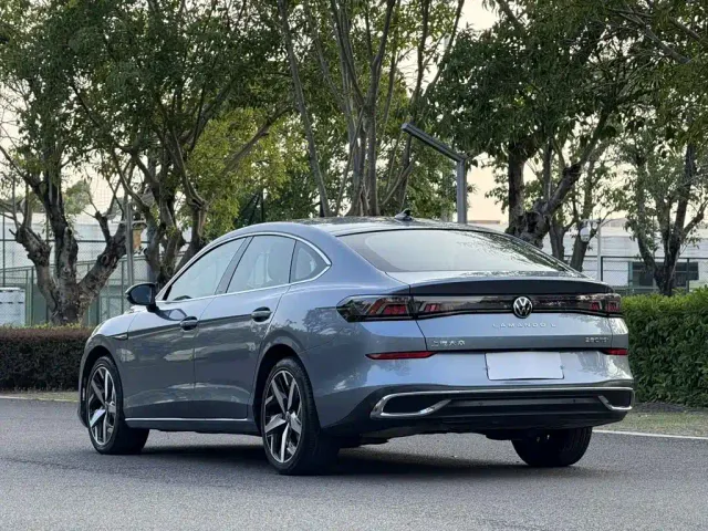 Volkswagen Lamando — Фото автомобиля 4