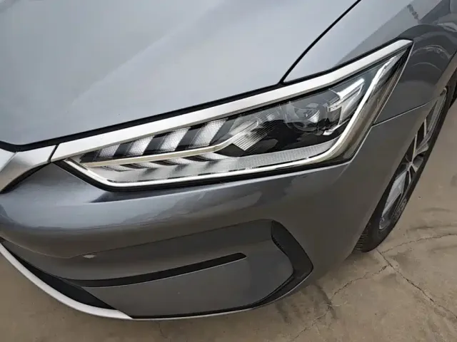BYD Qin PLUS 2024 Glory Edition EV 510KM Leading — Фото автомобиля 23