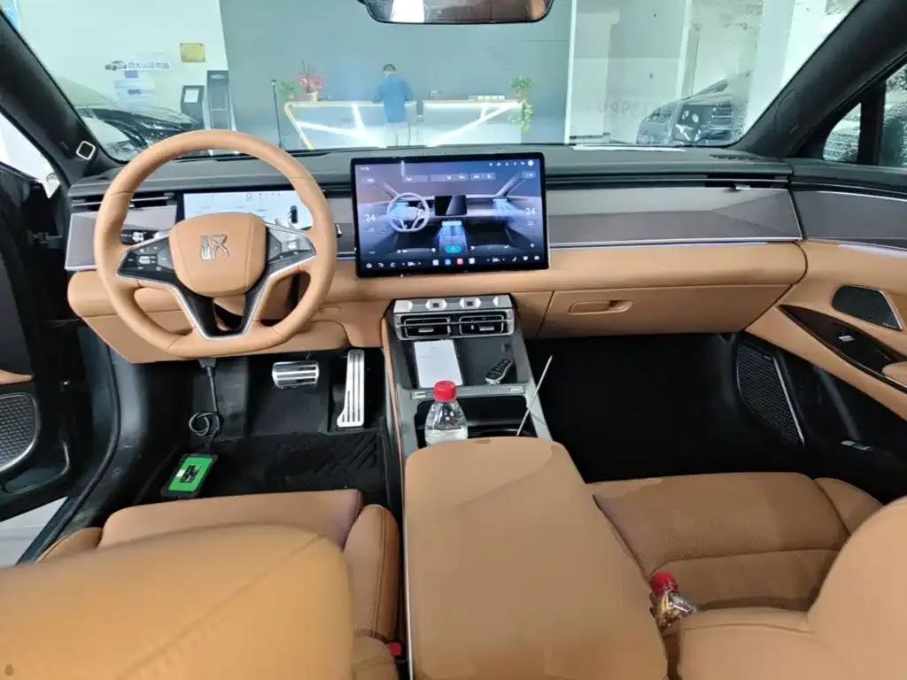 BYD Han L 2025 DM-p 4WD LiDAR Flagship — Фото автомобиля 9