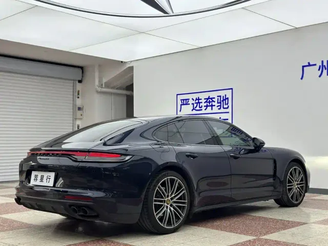 Porsche Panamera — Фото автомобиля 8