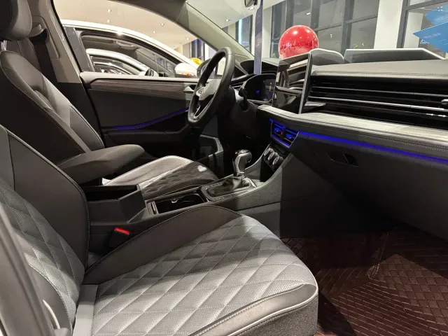 Volkswagen Sagitar — Фото автомобиля 16