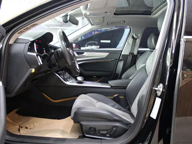 Audi Audi A6L 2024 40 TFSI Luxury Elegance — Фото автомобиля 6