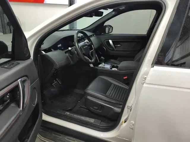 Land Rover Discovery Sport — Фото автомобиля 3