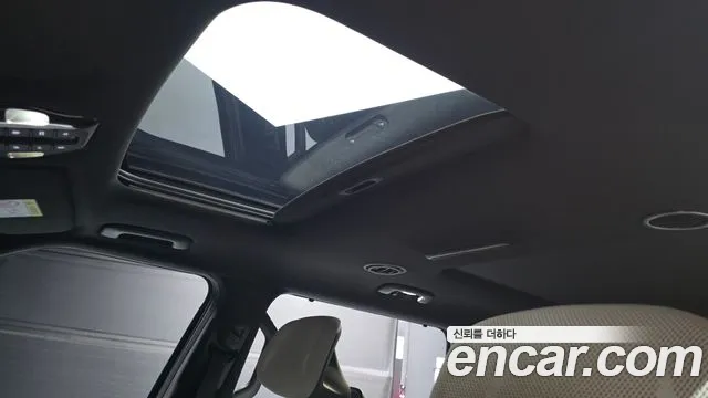 Kia EV9 Long Range 4WD — Фото автомобиля 15