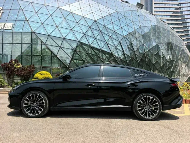 MG 7 — Фото автомобиля 3