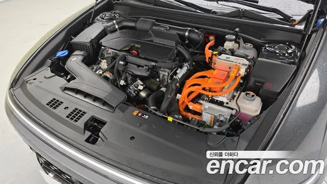Hyundai Grandeur GN7 — Фото автомобиля 6