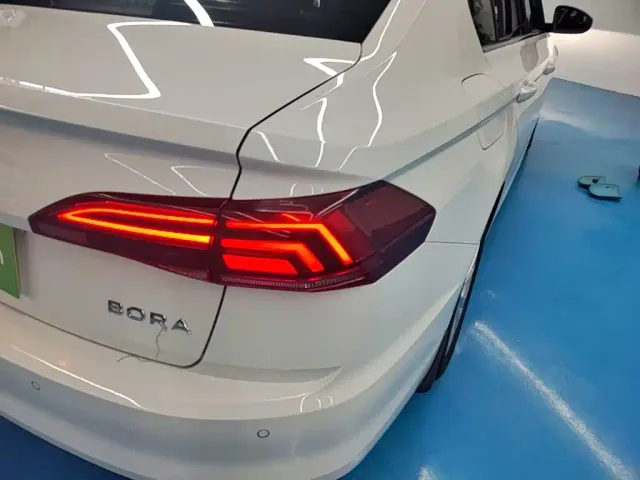 Volkswagen Bora — Фото автомобиля 7
