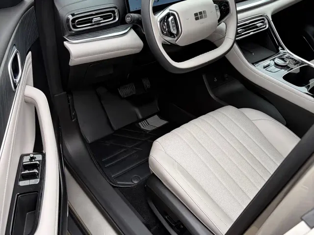 Geely Galaxy Stellar 6 — Фото автомобиля 19