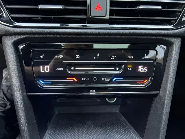 Volkswagen Tharu — Фото автомобиля 12