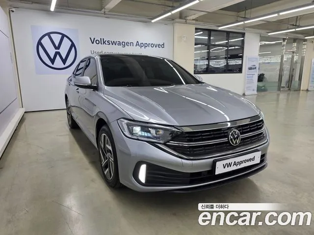 Volkswagen Jetta — Фото автомобиля 7