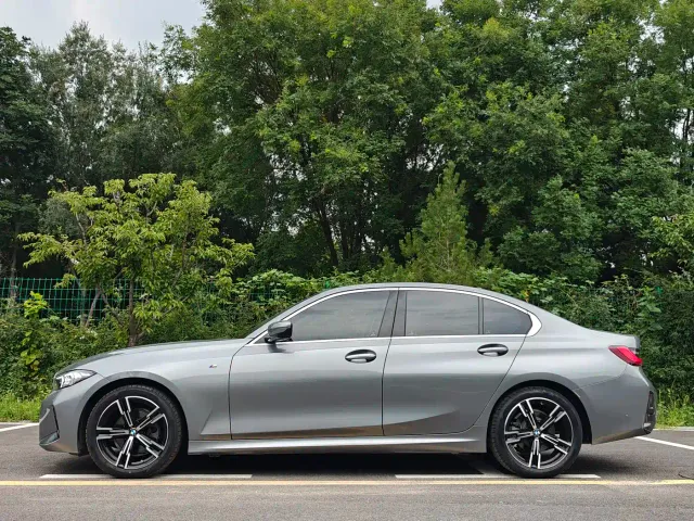 BMW 3 Series — Фото автомобиля 5