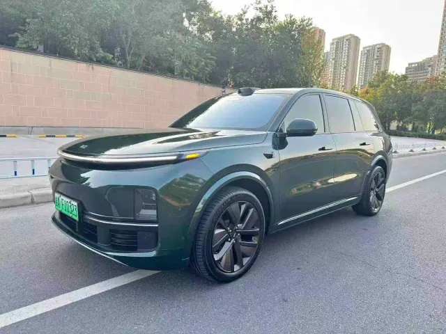 Фотография автомобиля — Li Auto L9