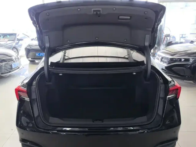 Buick LaCrosse — Фото автомобиля 18