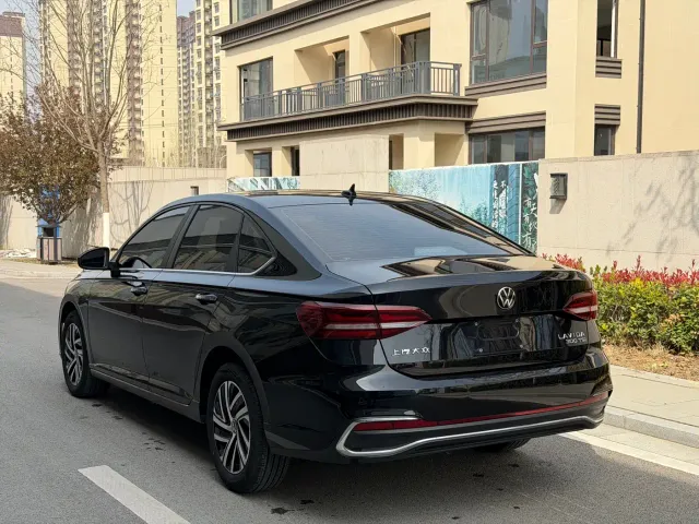 Volkswagen Lavida — Фото автомобиля 7