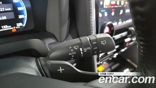 Toyota Alphard — Фото автомобиля 8