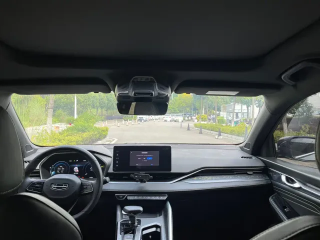 Geely Xingrui — Фото автомобиля 6