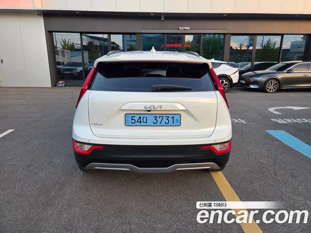 Kia Niro Niro (New) — Фото автомобиля 3