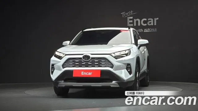 Toyota RAV4 5th Gen — Фото автомобиля 3