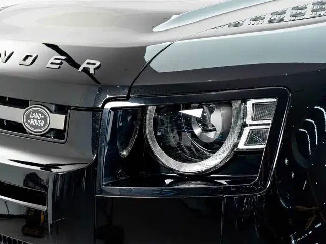 Land Rover Defender — Фото автомобиля 5