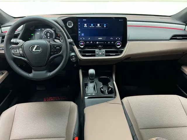 Lexus ES — Фото автомобиля 12