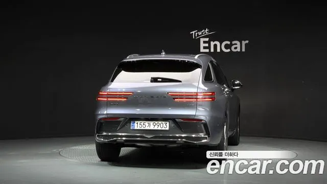 Genesis GV70 — Фото автомобиля 4