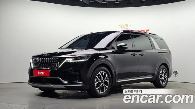Фотография автомобиля — Kia Carnival Generation 4