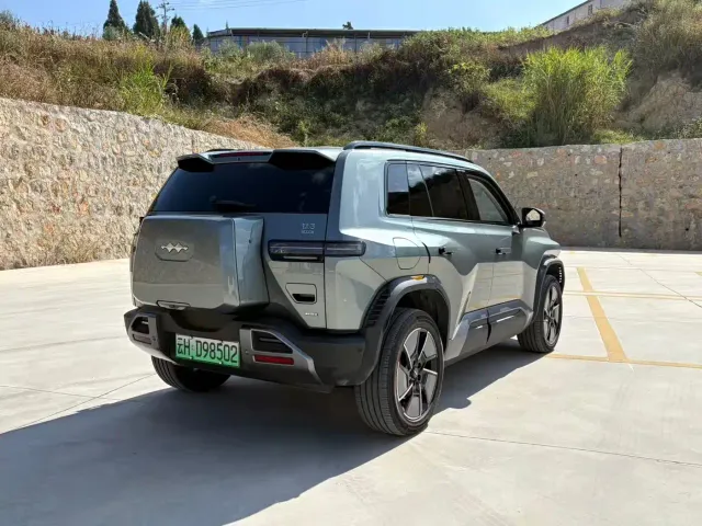 BYD FangChengBao Titanium 3 — Фото автомобиля 8