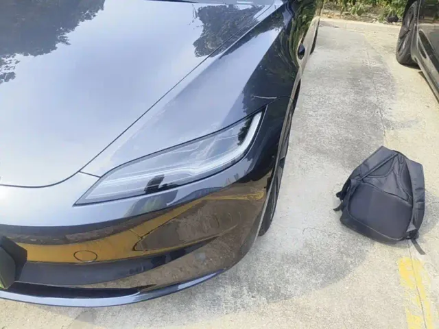 Tesla Model 3 — Фото автомобиля 23